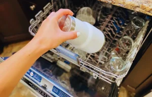 Yetis dishwasher safe test in action