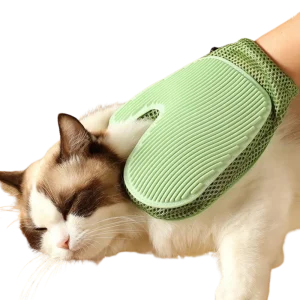 A Smart Pick for Safe Cat Handling