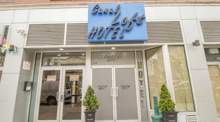 Main entrance view of Canal Loft Hotel